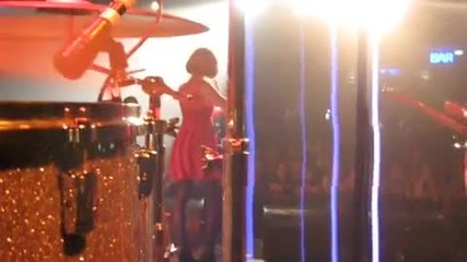 Kimbra - Tour Diary Part 2