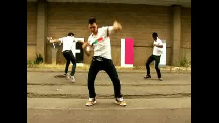 Yelle - A Cause Des Gar