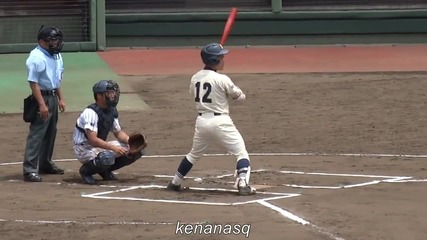 Японски бейзболист прави шоу по време на мач