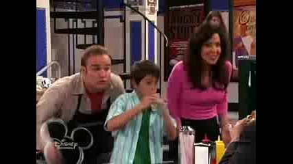 The Wizards Of Waverly Place - First Kiss - S1 E2 - Part 2