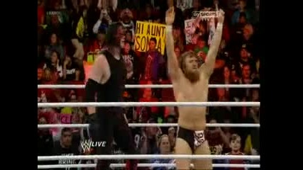 Коди Роудс срещу Даниел Браян - 20 години Raw
