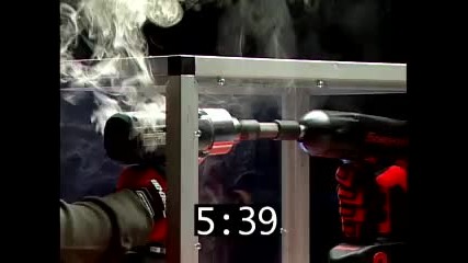 въздействие върху 2-те машини