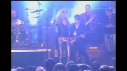 Aerosmith & Shakira - Dude looks like a lady (mtv - 2002) 