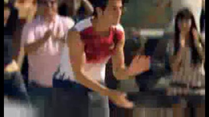 Pepsi Footvolley Commercial 2009 - Torres, Kaka, Messi, Henry, Lampard, & Fabregas 