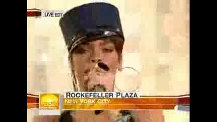 Rihanna @ Today Show - Dont Stop The Music