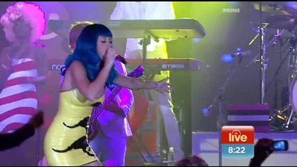 Katy Perry - Teenage Dream (sunrise live)