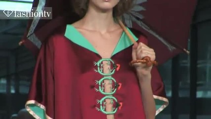 Tsumori Chisato Runway Show - Paris Fashion Week Spring 2012 Pfw