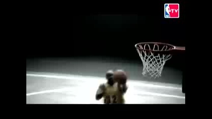 реклама - Fantastic Four vs Lakers