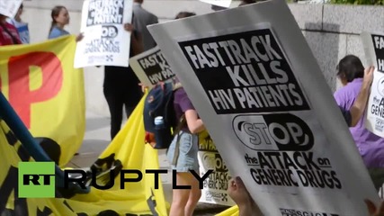 USA: Protesters urge Senate to vote against TPP, but fast-track clears