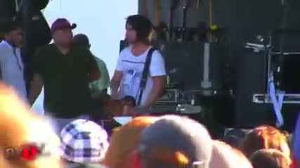 3oh!3 - Hit It Again & Dont Trust Me at Warped Tour 09 