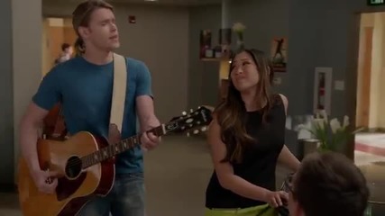 Full Performance of Loser Like Me from New Directions Glee