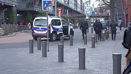 France: False alarm over man with Kalashnikov assault rifle alerts Lille's police