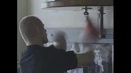 Jackass - Сезон 1 - Епизод 2