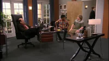 Sonny With A Chance - Guess Whos Coming To Guest Star - S1 E17 - Part 1 