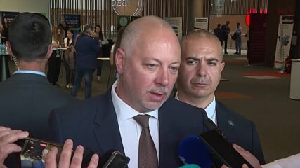 Росен Желязков: Евакуирахме всички дипломати от посолството ни в Техеран