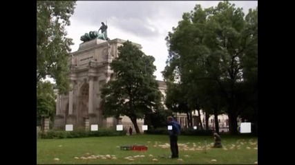 Германска художничка взриви 194 хляба в знак на протест срещу глада