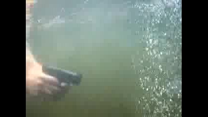 glok 19 strelba pod voda