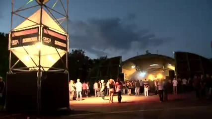 тъмна нощ .. в дискотека рейв ..hardtsyle Djs! 