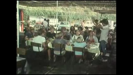 Синьо Лято (1981) - Verano Azul - Епизод 3 [част 2]