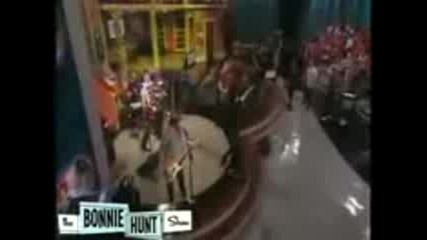 Mitchel Musso - Performs his song shout it on the bonnie hunt show 
