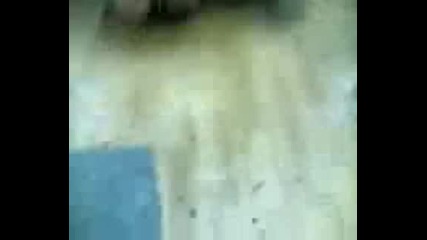 Момче Пада 