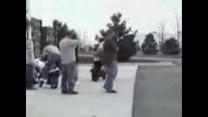 Трикове с Мотори