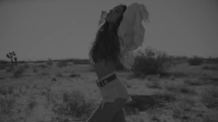 Selena Gomez - Honeymoon Avenue ft. Ariana Grande