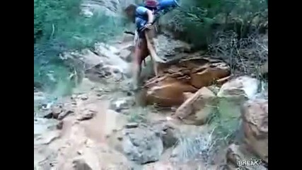 Какъв инцидент можеше да стане! Дано няма никой от отдоло!