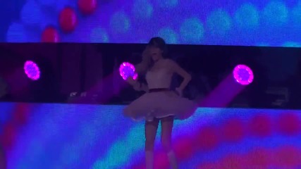 Violetta Live: 07. Alcancemos las estrellas Париж Франция