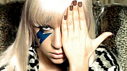 Lady Gaga ft. Colby Odonis - Just Dance (превод)