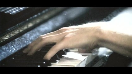 Lana Del Rey - Video Games ( Live At The Premises )