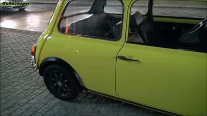 Mini Cooper in Dubai