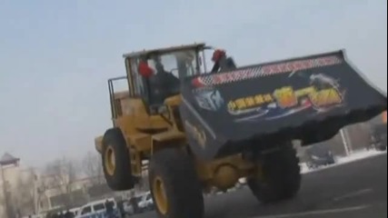 Жестоки изпълнения с багери