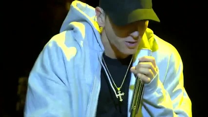 Eminem - Lose Yourself * Live * * High Quality *