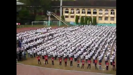 20 000 човека танцуват едновременно 