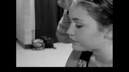 Превод!!! Miley Cyrus - Im Just a Girl