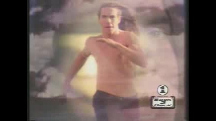 Red Hot Chili Peppers - Under The Bridge