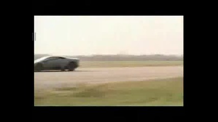 Lamborghini Reventon Vs. Tornado
