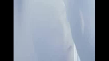 Beyonce - Halo Official Music Video 