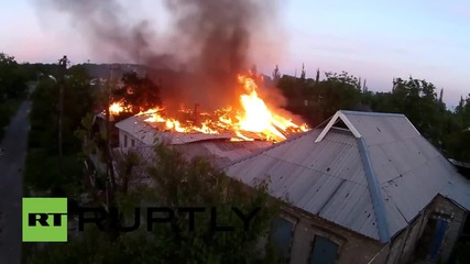 Дрон снима горящия Донецк след нощните бомбардировки