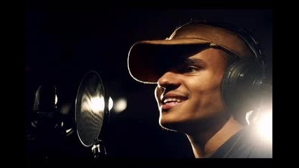 Mohombi - Next To Me (превод) 