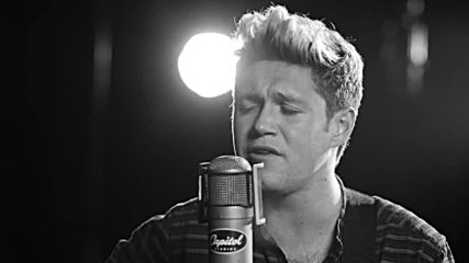 Превод! Niall Horan - This Town