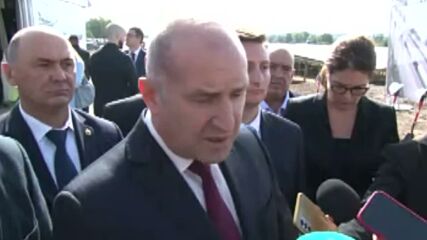 Румен Радев: Корабите в Черно море не са спрели и няма да спрат