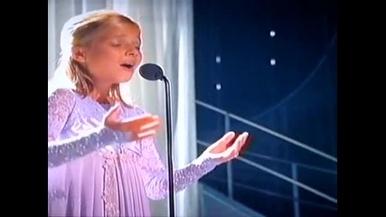 Jackie Evancho Little girl with big voice on Americas Got Talent 