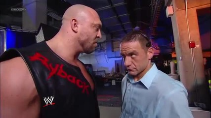 Ryback once again unleashes his rage on the innocent: Smackdown, Aug. 16, 2013