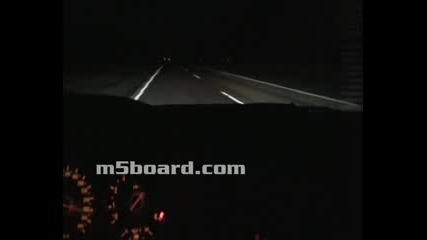 Bmw M5 E39 cruising at top speed in Germany by night - m5