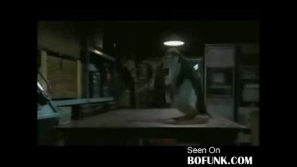 Пингвин майстор на Пинг - Понг
