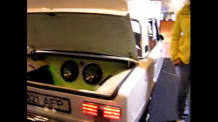 Dub Edition quot 80 Lada Vaz 2101 in Motoshow 2009 walkaroun 
