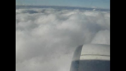 Боинг 737 Над Облаците