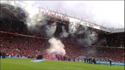 12.05.13 Връчване на трофеят на Висшата Лига на шампиона Манчесър Юнайтед